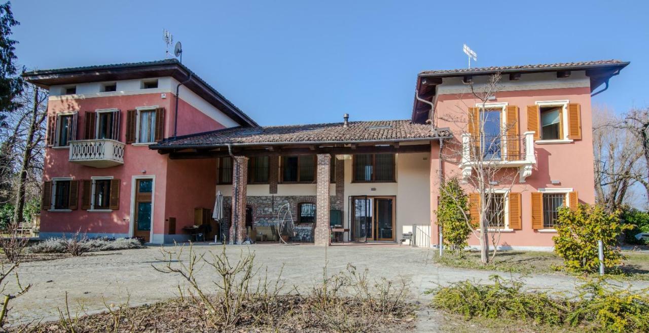 Chiara Lägenhet Cuneo Exteriör bild